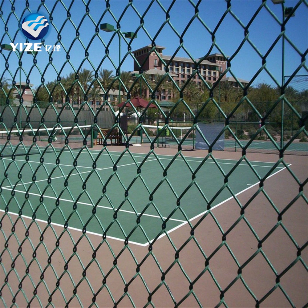 Installation the Chain Link Fence