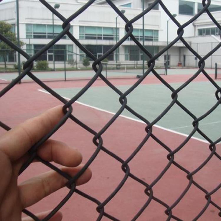What are the uses of PVC coated chain link fence?